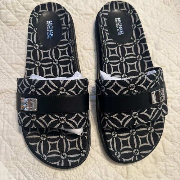 Michael Kors Padma Slide Size 8.5 - Picture 1 of 3